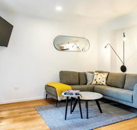 Luxury Spacious 2 Bedroom Fitzroy Apartment