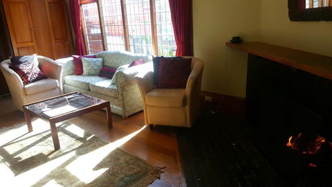 Lynton Lane - Goulburn Accommodation 0