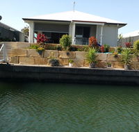 M  T's Waterfront Bed  Breakfast - Goulburn Accommodation