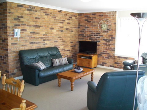Mainsail 10 17 Owen Street - Goulburn Accommodation 1