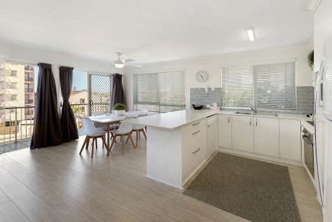 MAINSAIL8- MOOLOOLABA BEACH - Goulburn Accommodation 2