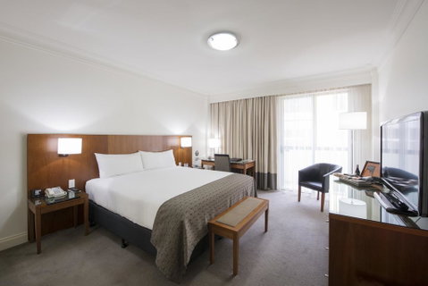 Majestic Roof Garden Hotel - Goulburn Accommodation 0