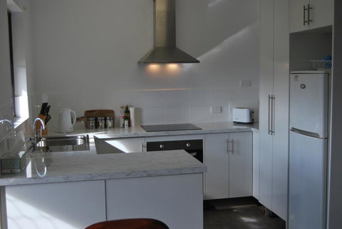 Maple Tree Cottage - Goulburn Accommodation 1