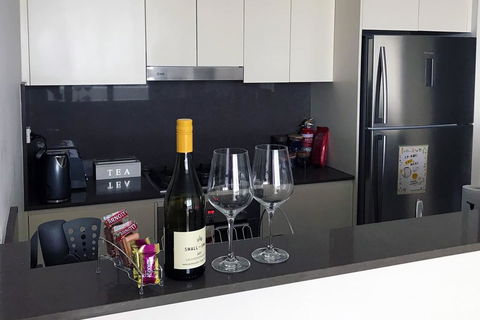 Mascot - Sydney City Views - Goulburn Accommodation 3