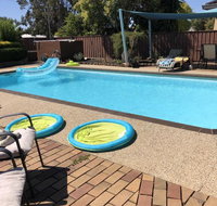 Maudie Bells - Goulburn Accommodation