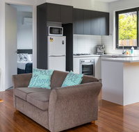 McKenna by Lily Sands - Goulburn Accommodation