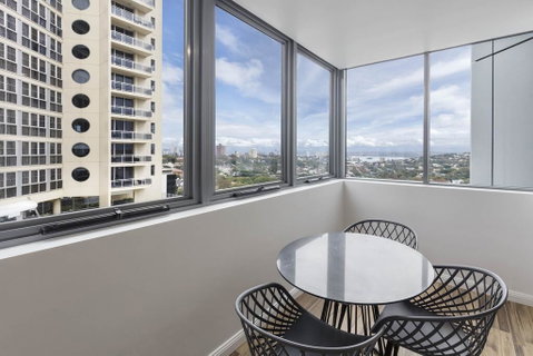 Meriton Suites Bondi Junction - Goulburn Accommodation 3