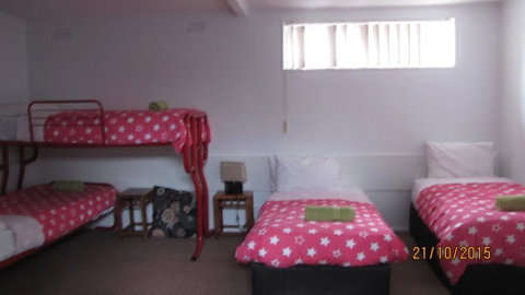 Mid Valley Motel - Goulburn Accommodation 1