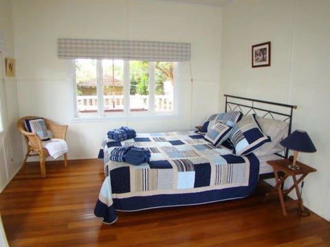 Miss Bullens Cottage - Goulburn Accommodation 0