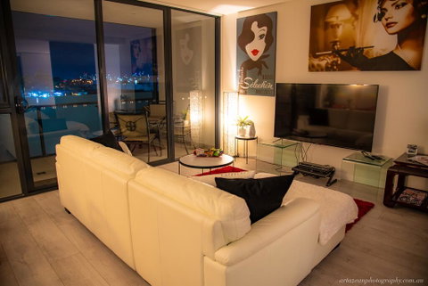 Modern, Clean, Luxury At The Right Price..... - Goulburn Accommodation 2