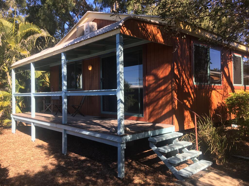 Moore Park Beach QLD Goulburn Accommodation