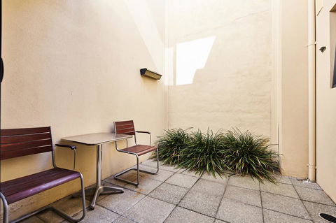 Fremantle Townhouse U/5 - Goulburn Accommodation 5