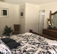 Blue Lake Family Retreat - Goulburn Accommodation