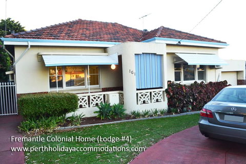 Fremantle Colonial Home - Goulburn Accommodation 26