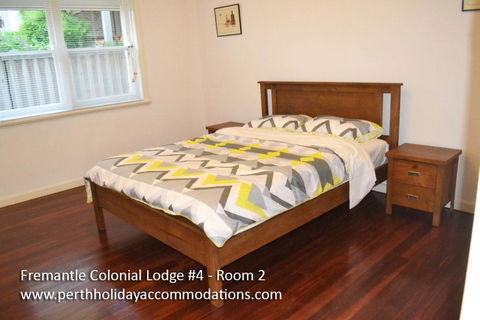 Fremantle Colonial Home - Goulburn Accommodation 24