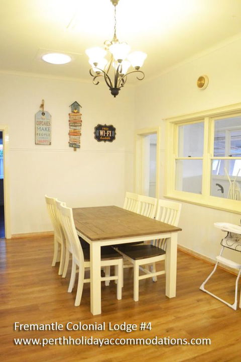 Fremantle Colonial Home - Goulburn Accommodation 2