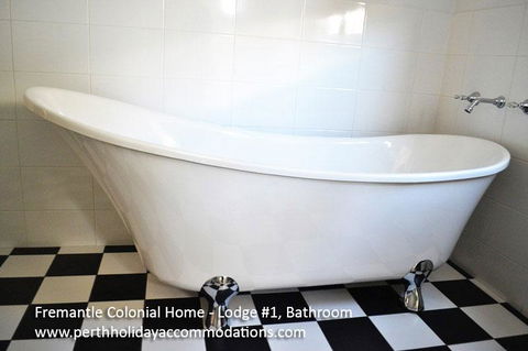 Fremantle Colonial Home - Goulburn Accommodation 43