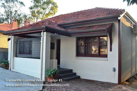 Fremantle Colonial Home - Goulburn Accommodation 11