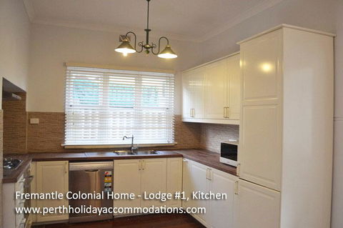 Fremantle Colonial Home - Goulburn Accommodation 39