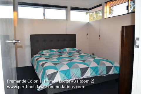 Fremantle Colonial Home - Goulburn Accommodation 14