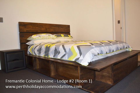 Fremantle Colonial Home - Goulburn Accommodation 6