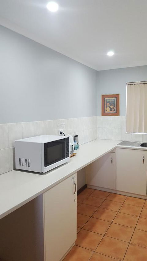 Kalbarri Seaview Villas - Goulburn Accommodation 9