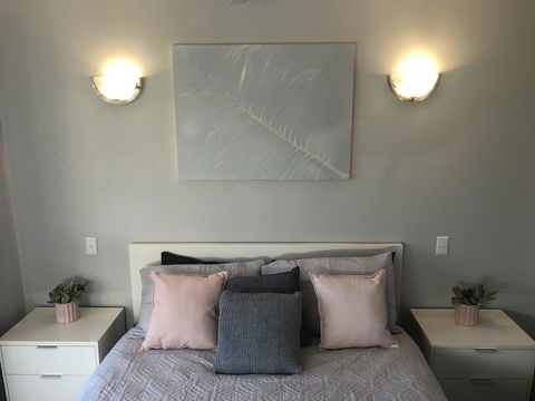 Dampier House Mullaloo-Perth - Goulburn Accommodation 3