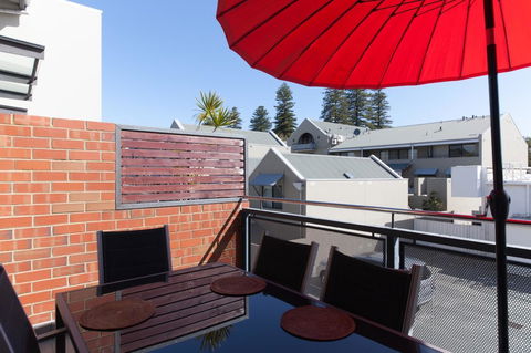 Cloisters - Goulburn Accommodation 6