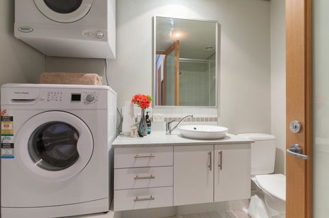 Cloisters - Goulburn Accommodation 15