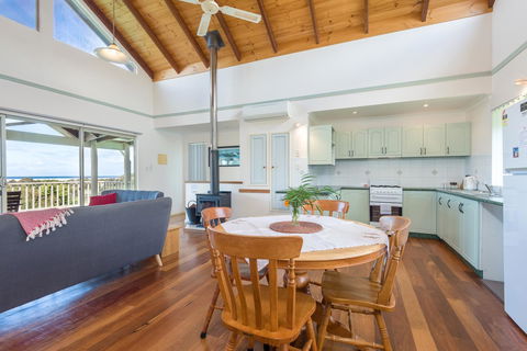 Surfside Ocean Beach Denmark Holiday Accommodation - Goulburn Accommodation 21