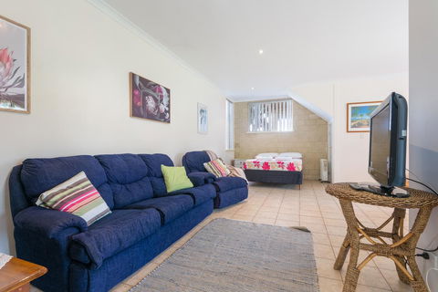 Surfside Ocean Beach Denmark Holiday Accommodation - Goulburn Accommodation 13