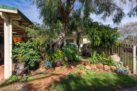 Surfside Ocean Beach Denmark Holiday Accommodation - Goulburn Accommodation 5