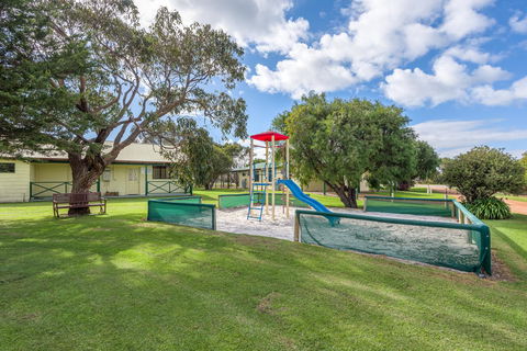 Surfside Ocean Beach Denmark Holiday Accommodation - Goulburn Accommodation 0