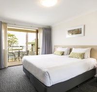 Nightcap at the Ship Inn - Goulburn Accommodation