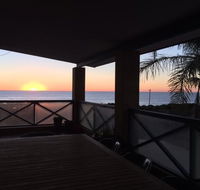 Surf views - Goulburn Accommodation