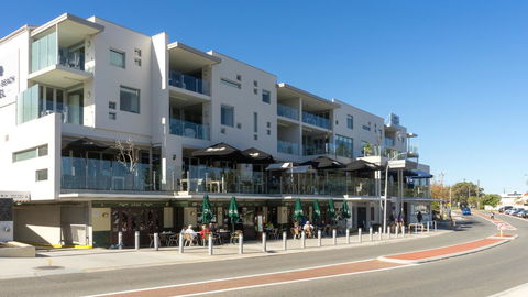Mullaloo Beach Hotels & Apartments - Goulburn Accommodation 5