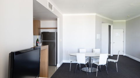 Mullaloo Beach Hotels & Apartments - Goulburn Accommodation 3
