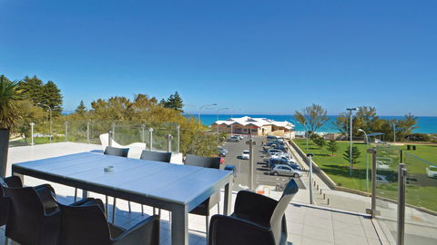 Mullaloo Beach Hotels & Apartments - Goulburn Accommodation 7