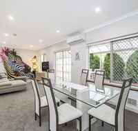 Luxury Federation Style Home - Sleeps 10 - Goulburn Accommodation