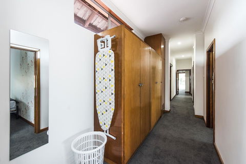 Big House Heated Pool 11 Beds Como / South Perth / Applecross - Goulburn Accommodation 22