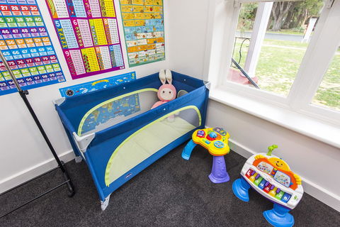Big House Heated Pool 11 Beds Como / South Perth / Applecross - Goulburn Accommodation 25