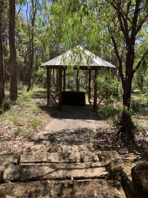 Denmark Forest Retreat - Goulburn Accommodation 6