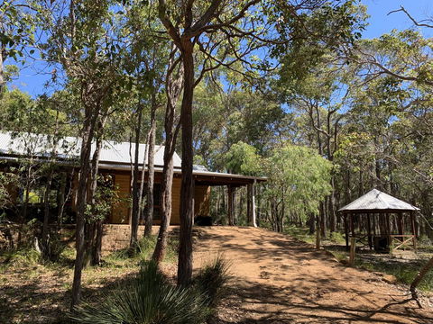 Denmark Forest Retreat - Goulburn Accommodation 11