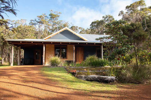 Denmark Forest Retreat - Goulburn Accommodation 43
