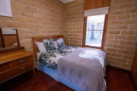 Denmark Forest Retreat - Goulburn Accommodation 35