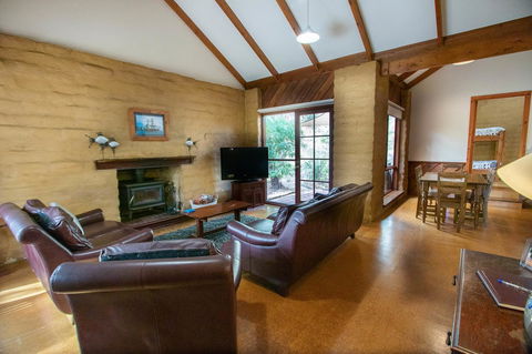 Denmark Forest Retreat - Goulburn Accommodation 23