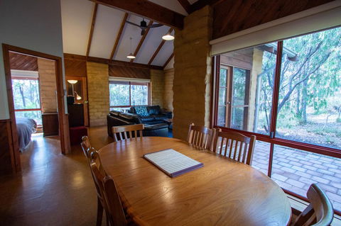 Denmark Forest Retreat - Goulburn Accommodation 10