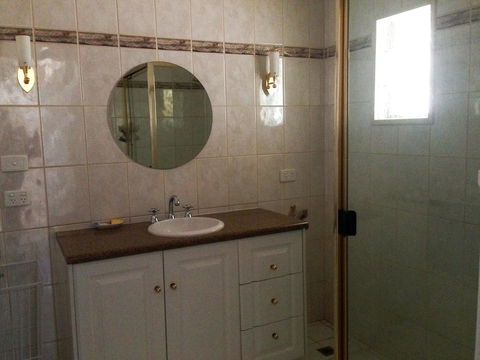 Lemon Tree Lodge - Goulburn Accommodation 10