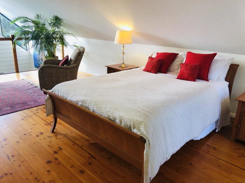 Zephyr Studio - Goulburn Accommodation 14