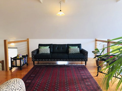Zephyr Studio - Goulburn Accommodation 17